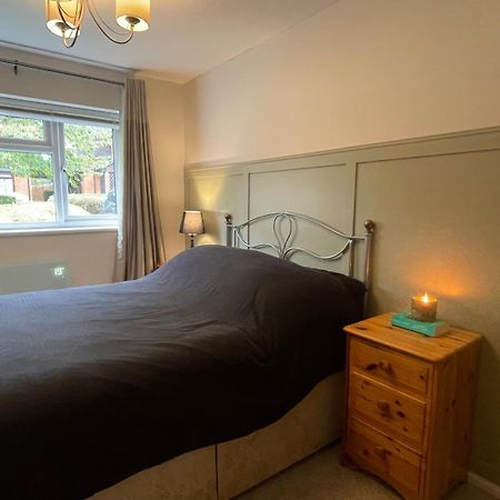 Entire Home With Private Entrance Earley Luaran gambar